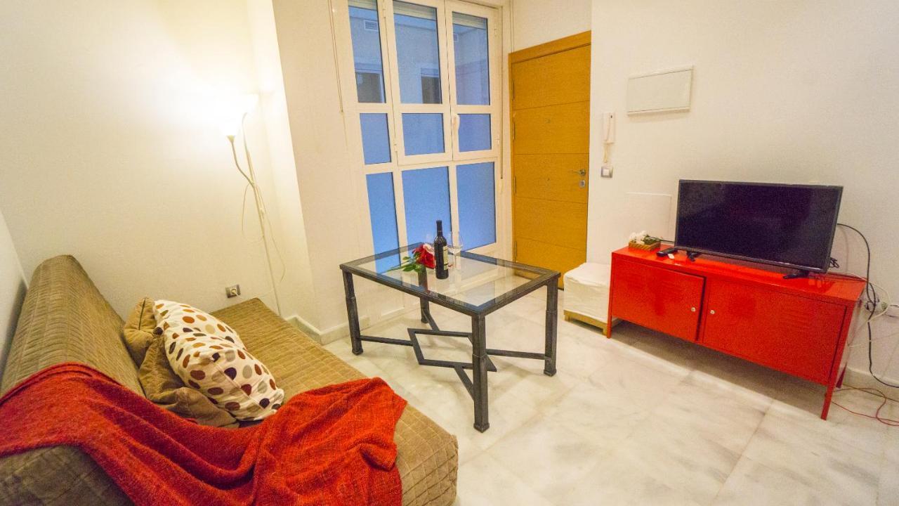 Rentalsevilla Noches En El Guadalquivir Appartement *