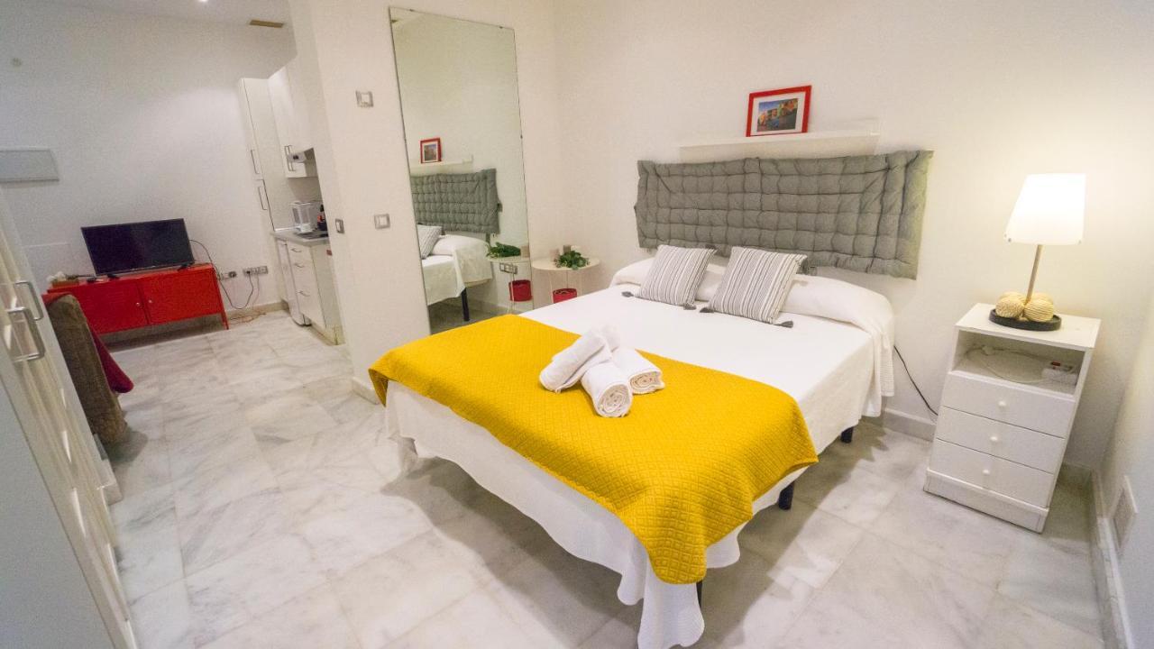 Rentalsevilla Noches En El Guadalquivir * Séville