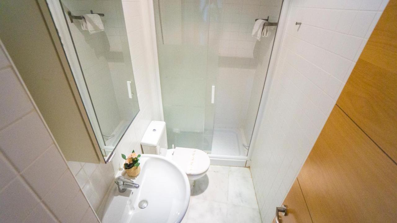 Rentalsevilla Noches En El Guadalquivir Appartement *